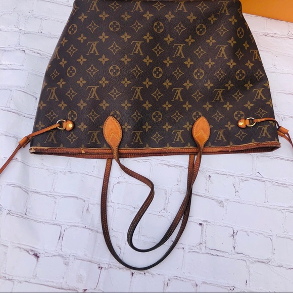Louis Vuitton Neverfull MM - Picture 5 of 8